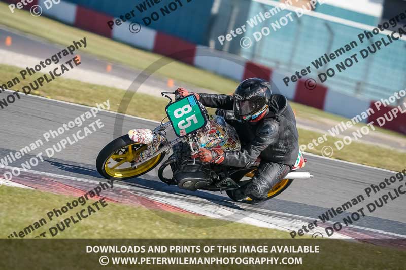donington no limits trackday;donington park photographs;donington trackday photographs;no limits trackdays;peter wileman photography;trackday digital images;trackday photos